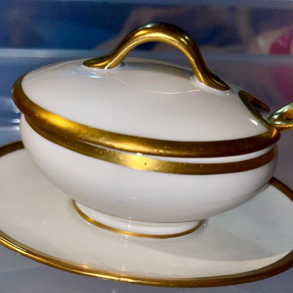 Small Limoge sauce bowl - Picture 1 of 6